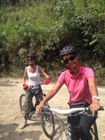 Sierraventura Hostal Tours