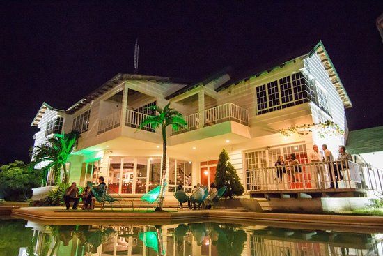 Punta Brava Restaurante Bar Club